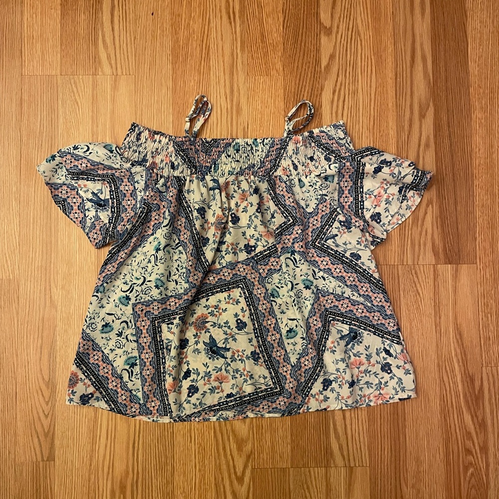 Lily White Cold Shoulder Top Size M Blue/Pink/White Multi